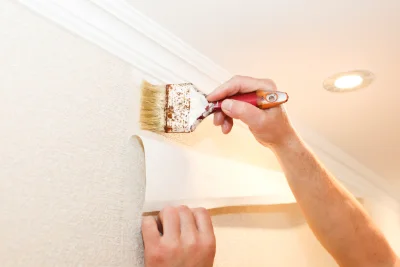 Pose de papier peint à Crèvecœur-le-Grand — revêtements muraux et toiles de verre